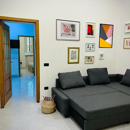 Casa Mires Apartment Napoli Bagian luar foto